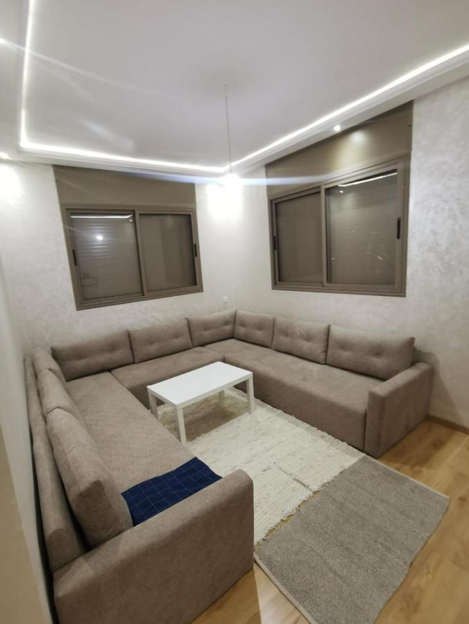 Location De Vacances A La Plage De Бузника Екстериор снимка